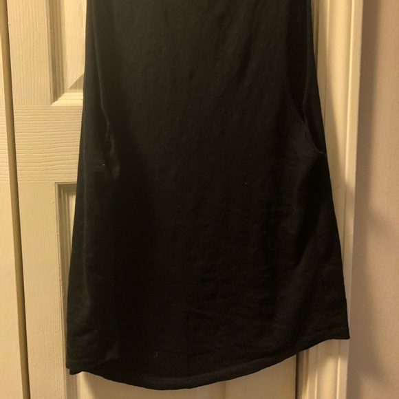 Victoria Secret Pink tank top - Picture 3 of 3